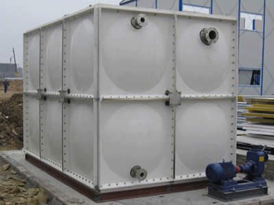 平川玻璃钢保温水箱
